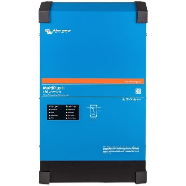 De Victron MultiPlus-II 48/5000/70-50 - NIEUW! Deze nieuwe omvormer/lader combinatie van Victron Energy is speciaal ontworpen voor off-grid of netstroom gekoppelde PV-installaties en alternatieve stroominstallaties. De MultiPlus-II is een combinatie van een krachtige zuivere sinusgolfomvormer met een vermogen van 5000 VA (4000 Watt)